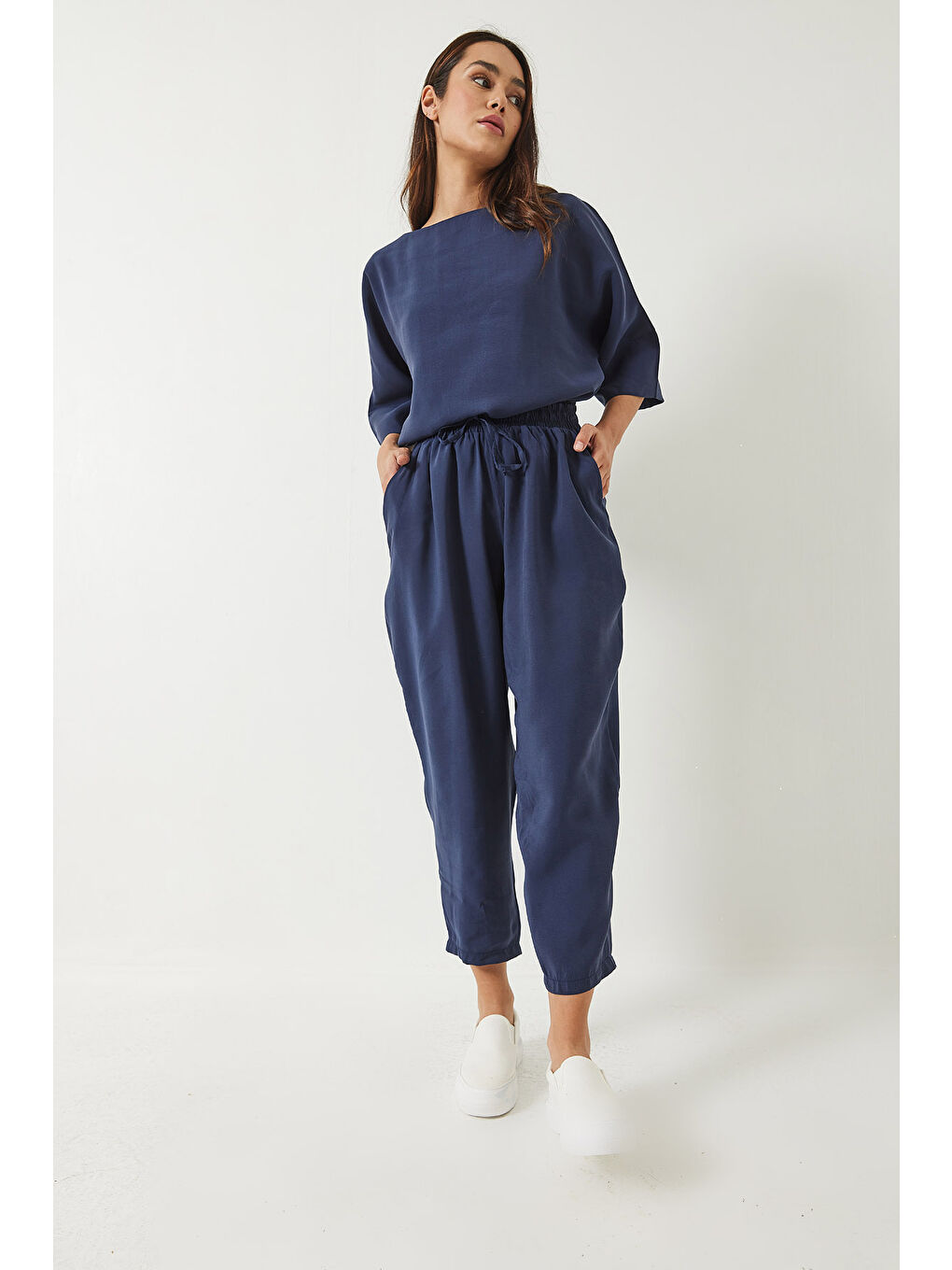 İndigo Kadın Kayık Yaka Yarım Kol Bluz Beli Lastikli Şalvar Pantolon Alt-Üst Takım-3
