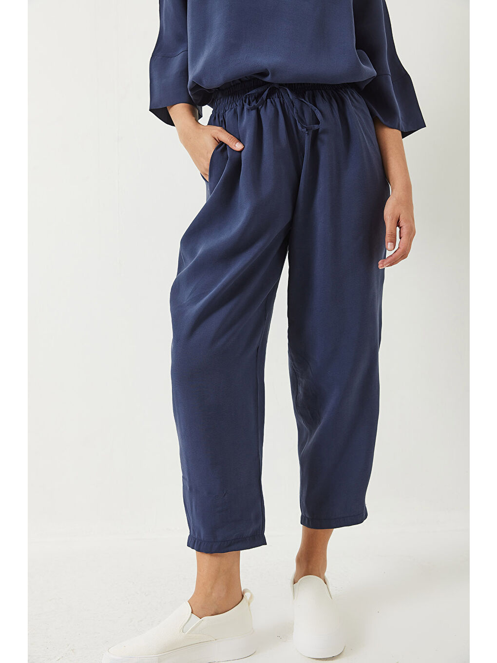 İndigo Kadın Kayık Yaka Yarım Kol Bluz Beli Lastikli Şalvar Pantolon Alt-Üst Takım-4