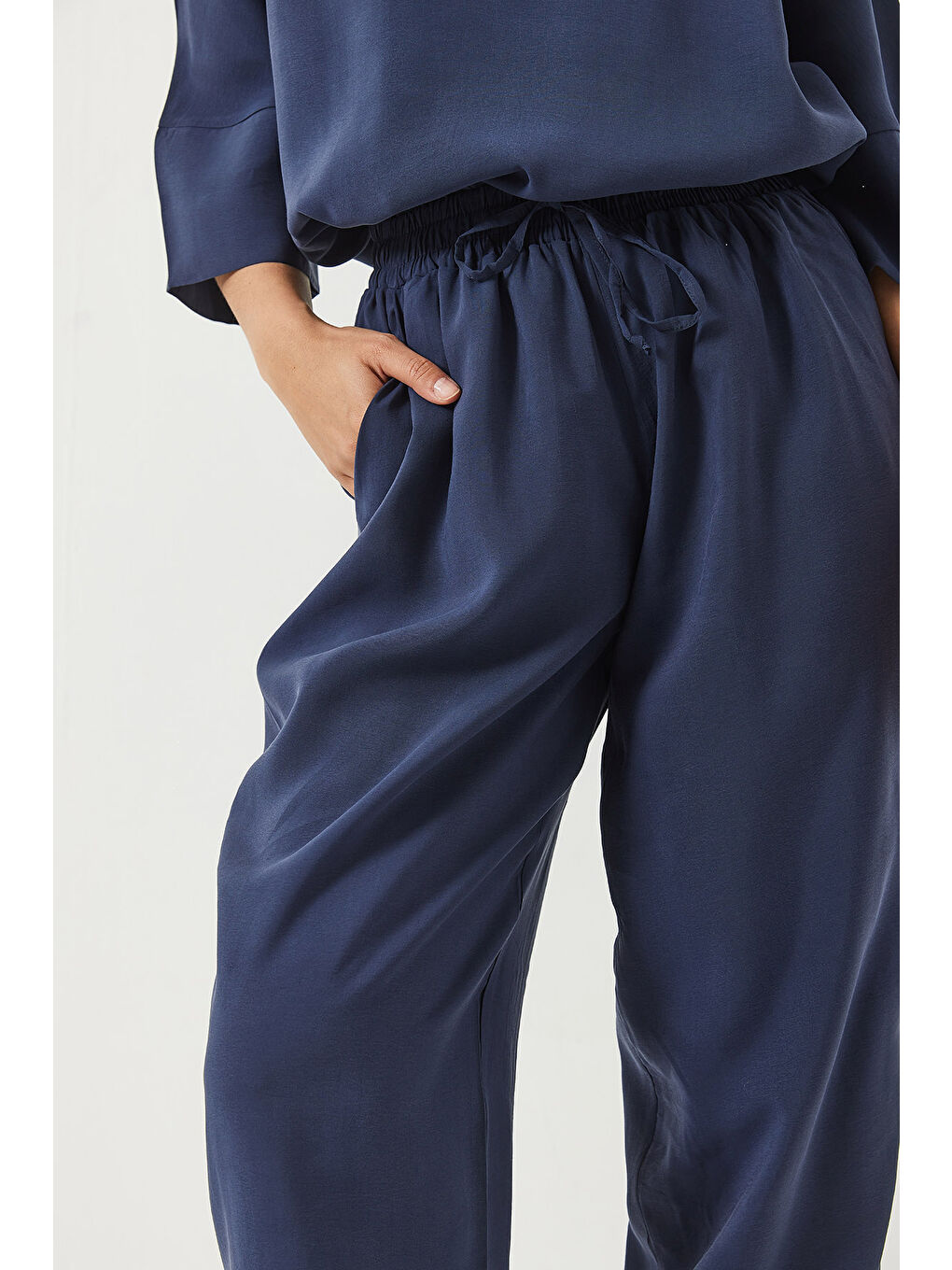 İndigo Kadın Kayık Yaka Yarım Kol Bluz Beli Lastikli Şalvar Pantolon Alt-Üst Takım-5