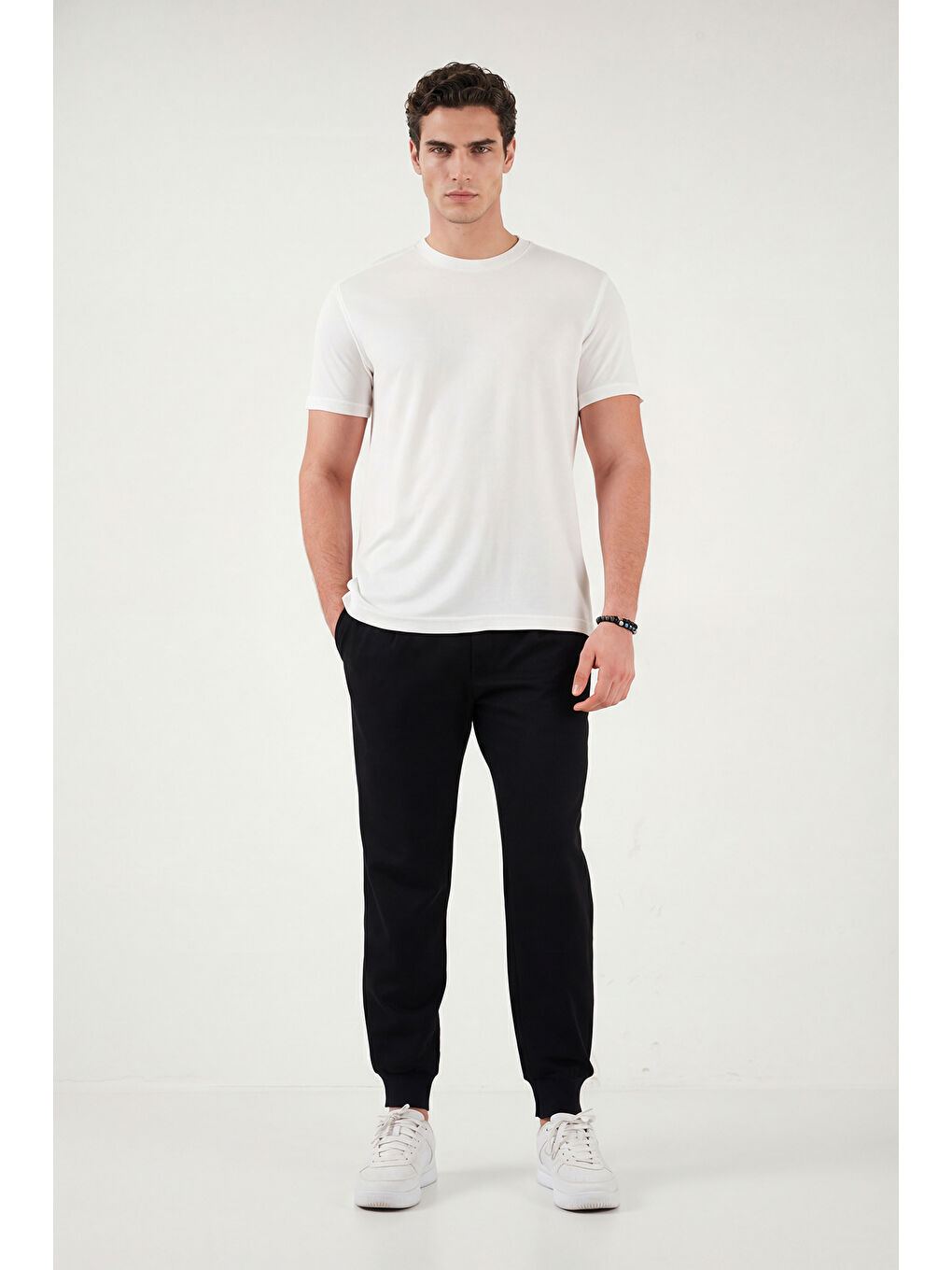 Ekru Pamuklu Regular Fit Bisiklet Yaka T Shirt 5904063-1