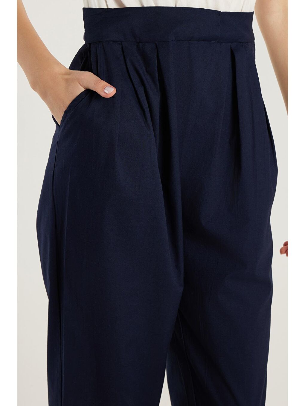 Karışık Kadın Slim Fit Dar Kesim Sıfır Kollu Cepli Bisiklet Yaka Tulum-2