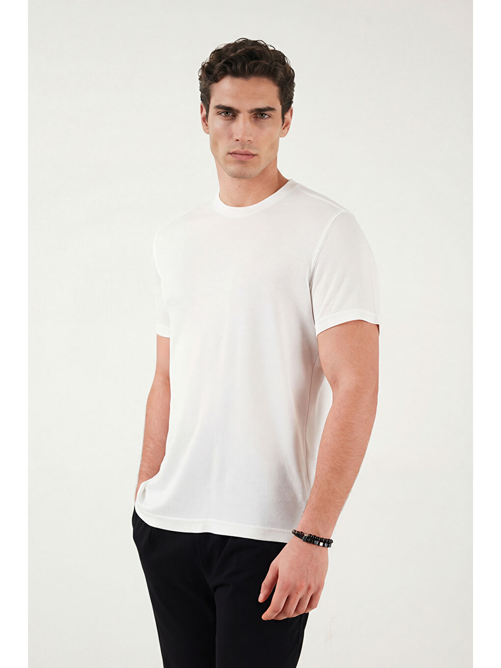 Ekru Pamuklu Regular Fit Bisiklet Yaka T Shirt 5904063-5