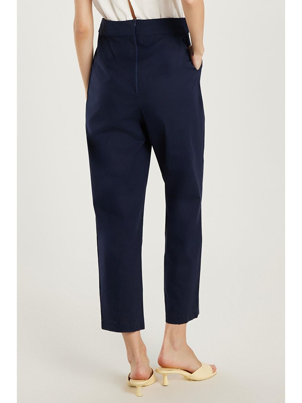 Karışık Kadın Slim Fit Dar Kesim Sıfır Kollu Cepli Bisiklet Yaka Tulum-4