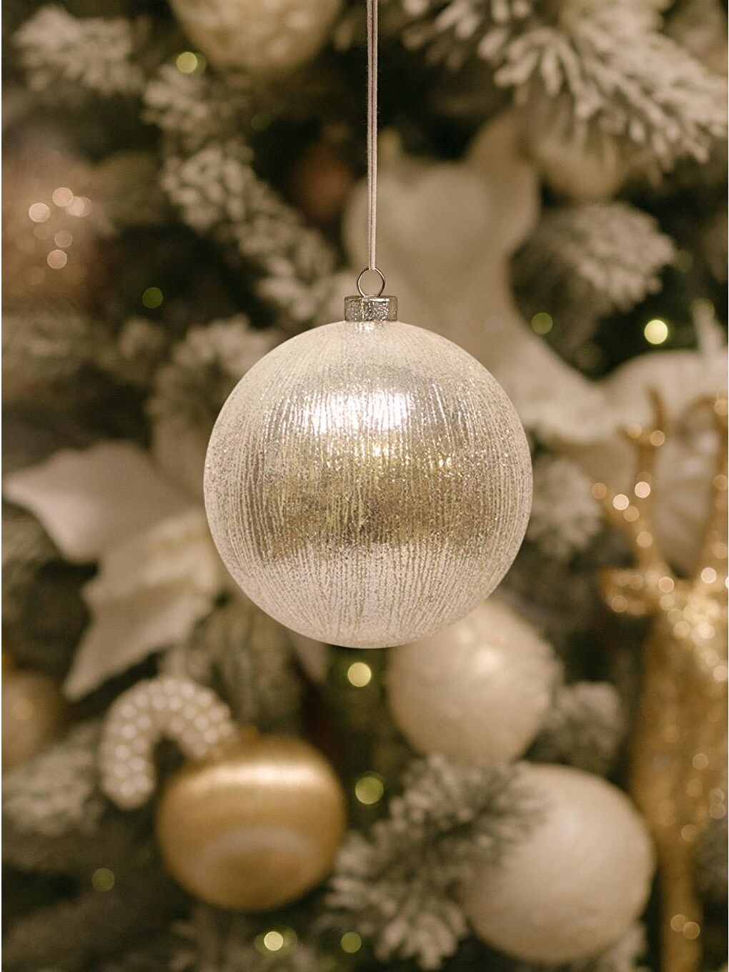 Ekru Yılbaşı Topu Metalik Işıltılı Açık Krem Çam Ağacı Süsleme Seti 8 cm 3'lü