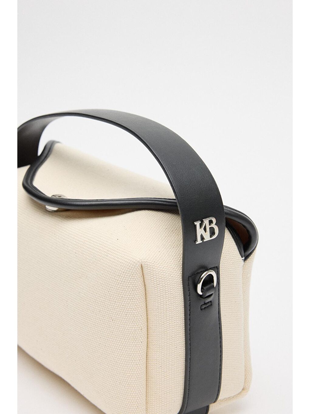 Bej Kanvas Deri Detaylı Kapaklı Çanta Ekru-6