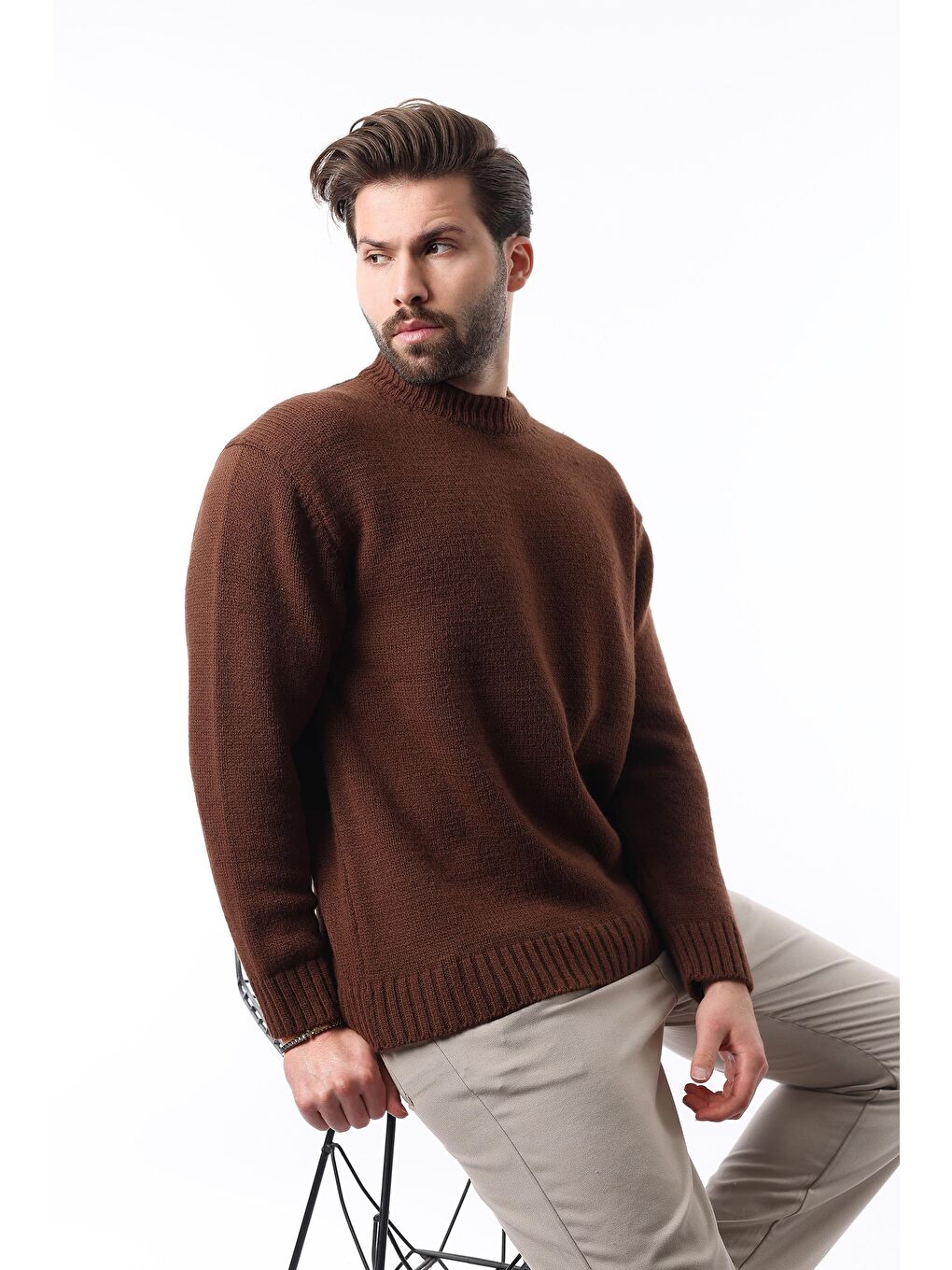 Kahverengi Bisiklet Yaka Overfit Erkek Triko Kazak E7402