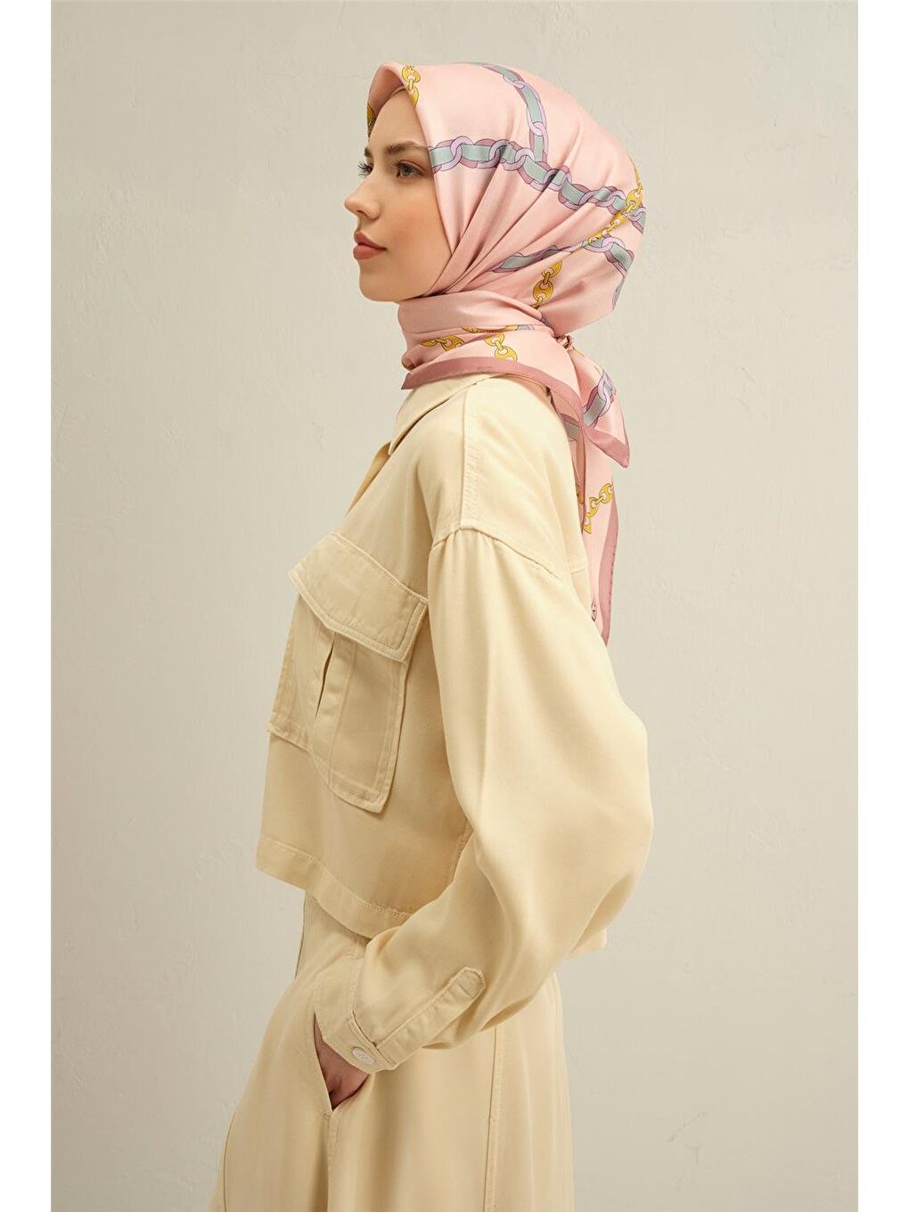 Pembe Leopar Desenli İpek Sura Eşarp 9346 55