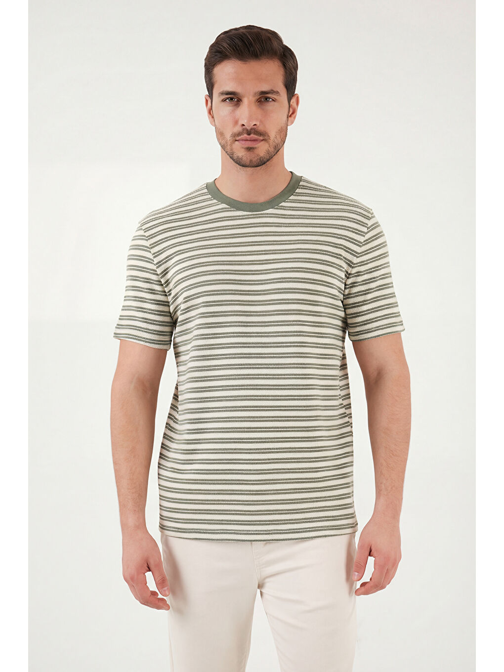 Yeşil Pamuklu Regular Fit Bisiklet Yaka T Shirt 5904027-2