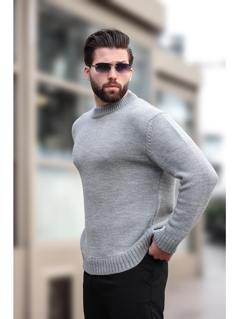 Gri Bisiklet Yaka Overfit Erkek Triko Kazak E7402