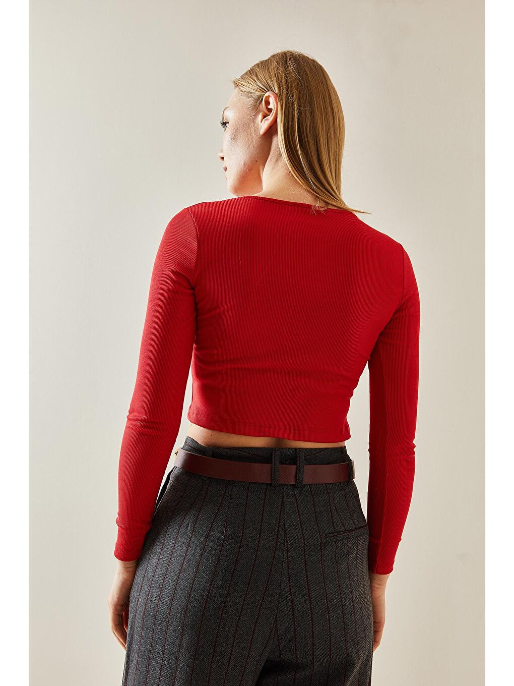 Kırmızı Yuvarlak Yaka Kaşkorse Crop Basic Bluz 4KXK2-47888-04-4