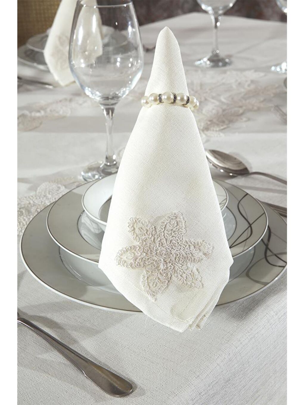 Ekru Latife Masa Örtüsü 26 Parça Krem-3