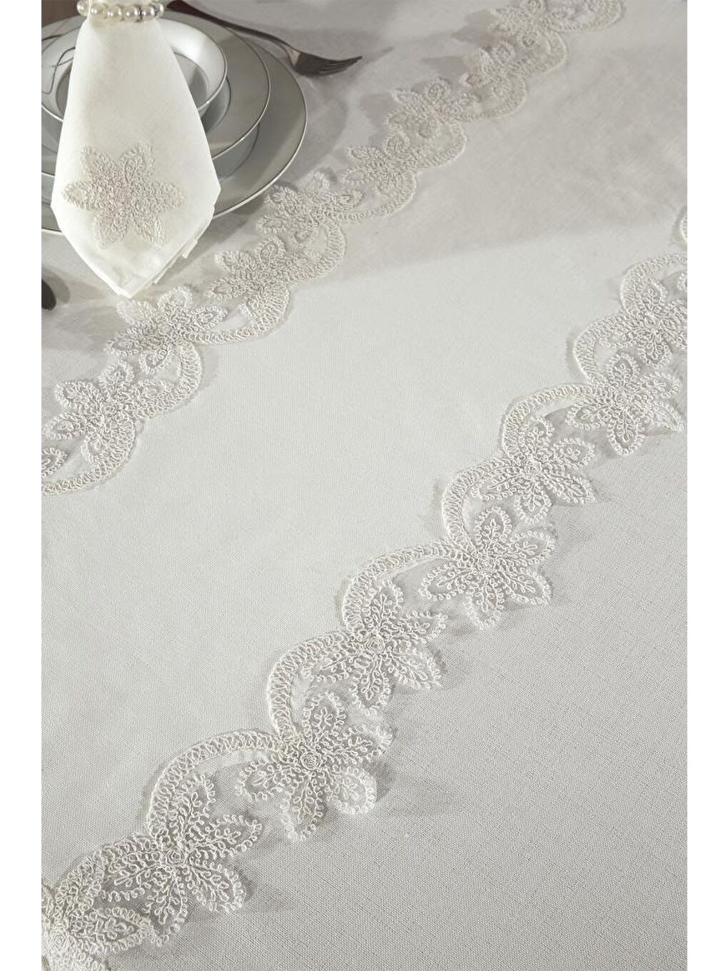 Ekru Latife Masa Örtüsü 26 Parça Krem-4
