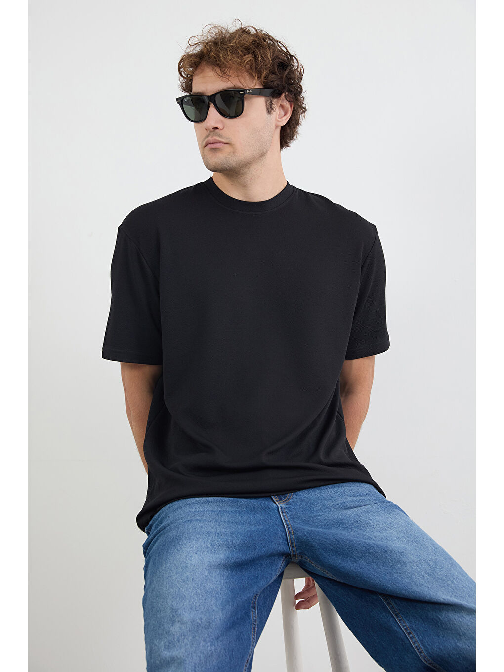 Siyah Basic Jakarlı Bisiklet Yaka Tişört