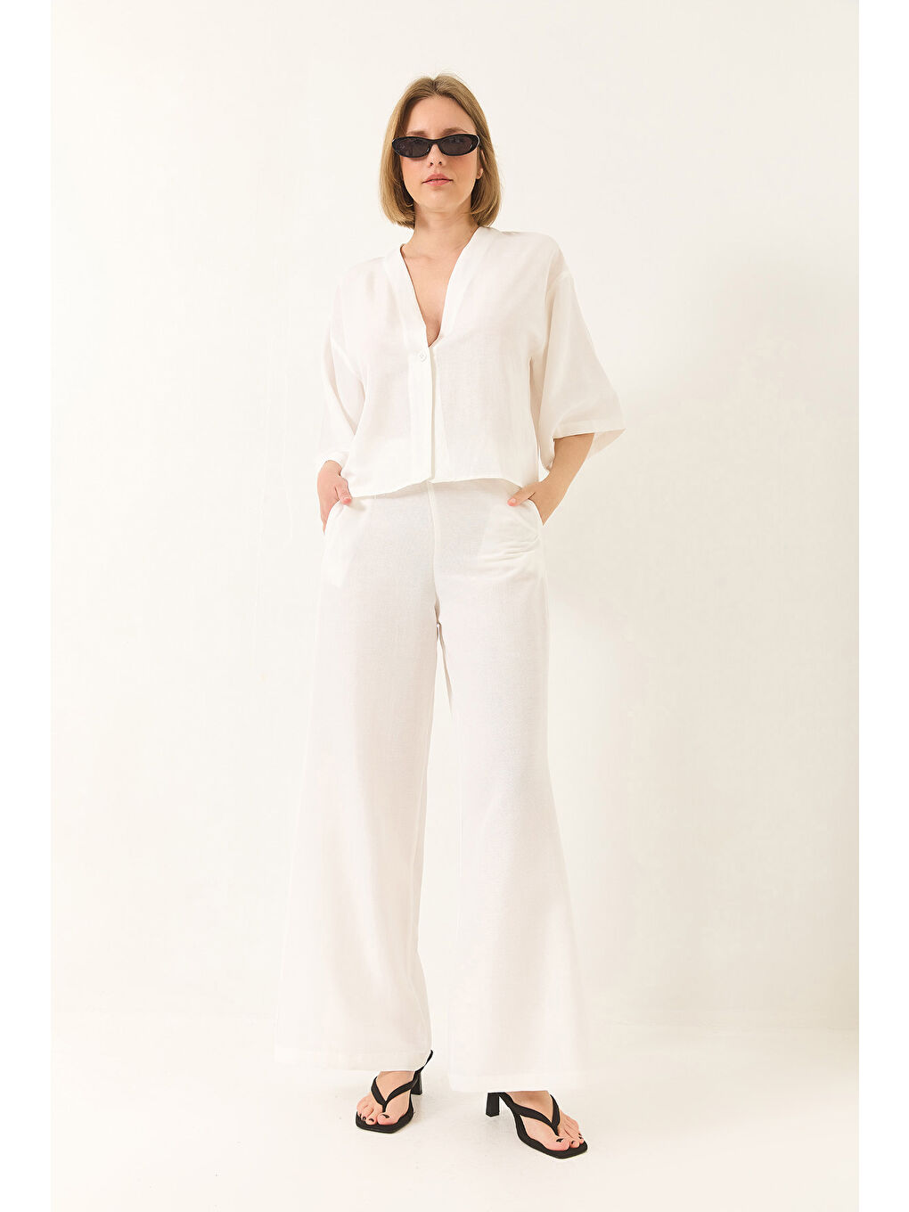 Beyaz Kadın V Yaka Yarasa Kol Keten Kimono Palazzo Pantolonlu Alt-Üst Takım-2
