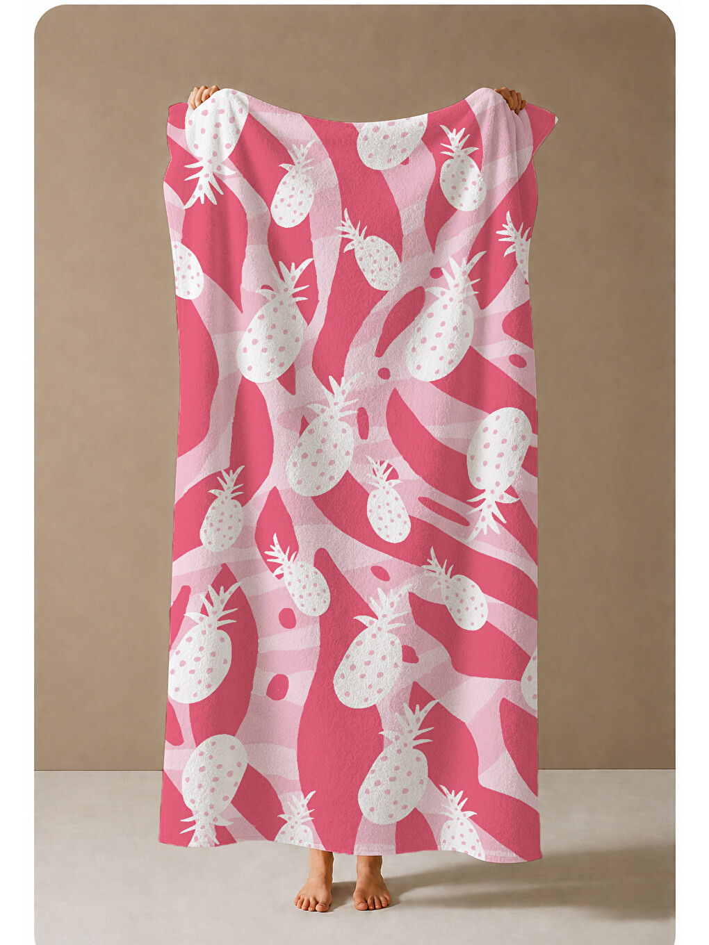 Pembe Beyaz Ananas Desenli 70x150 Cm Dijital Baskılı Plaj Ve Banyo Havlusu-3