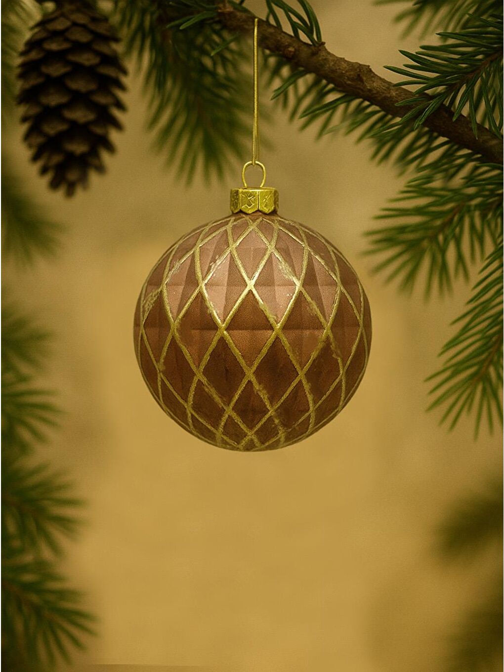 Turuncu Yılbaşı Topu Altın Eskitme Detaylı Geometrik Form Çam Ağacı Süsü Bakır 8 cm 3'lü