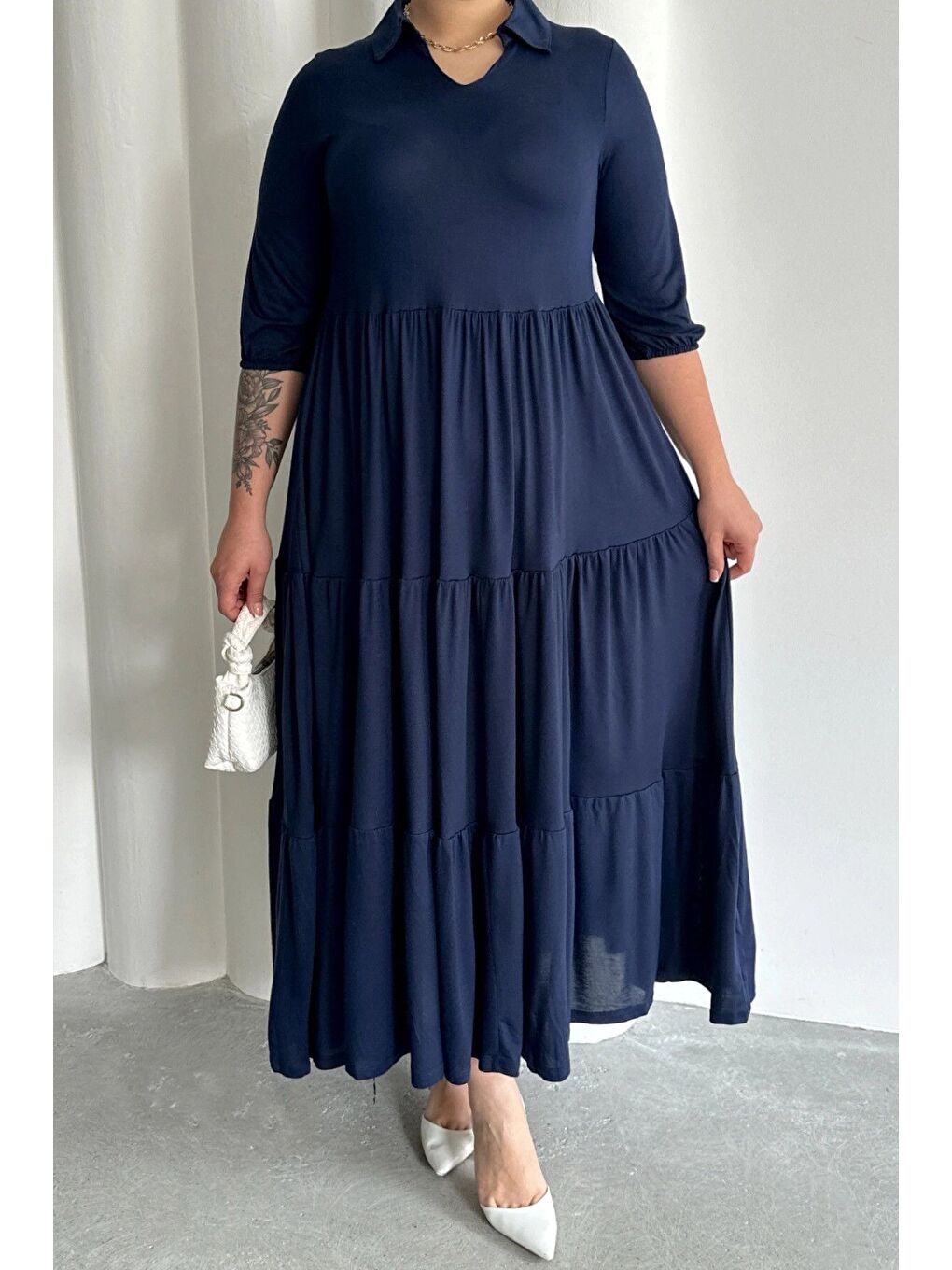 Lacivert Büyük Beden V Yaka Yarım Kollu Beli Lastikli Uzun Elbise T44-1