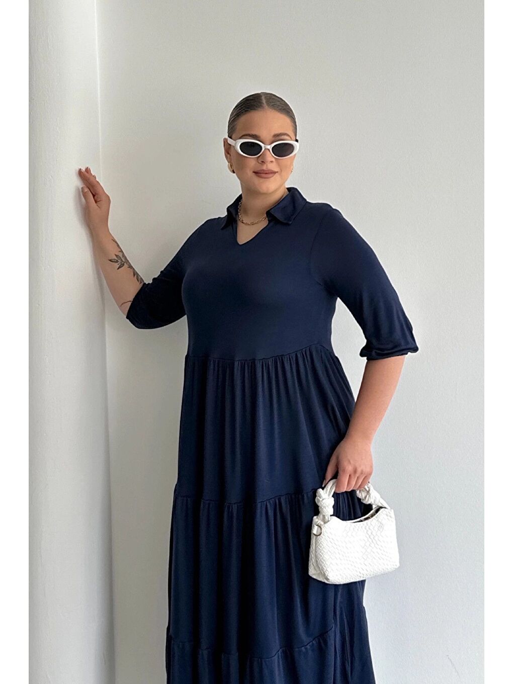 Lacivert Büyük Beden V Yaka Yarım Kollu Beli Lastikli Uzun Elbise T44-4