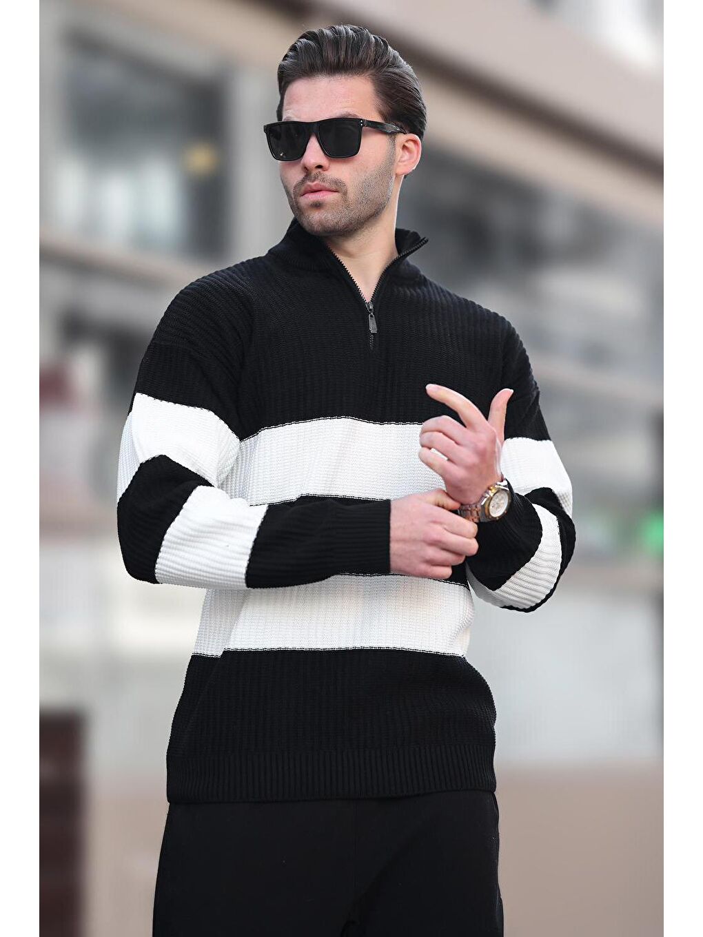 Siyah Fermuar Yaka Çizgili Erkek Kazak E7272-2