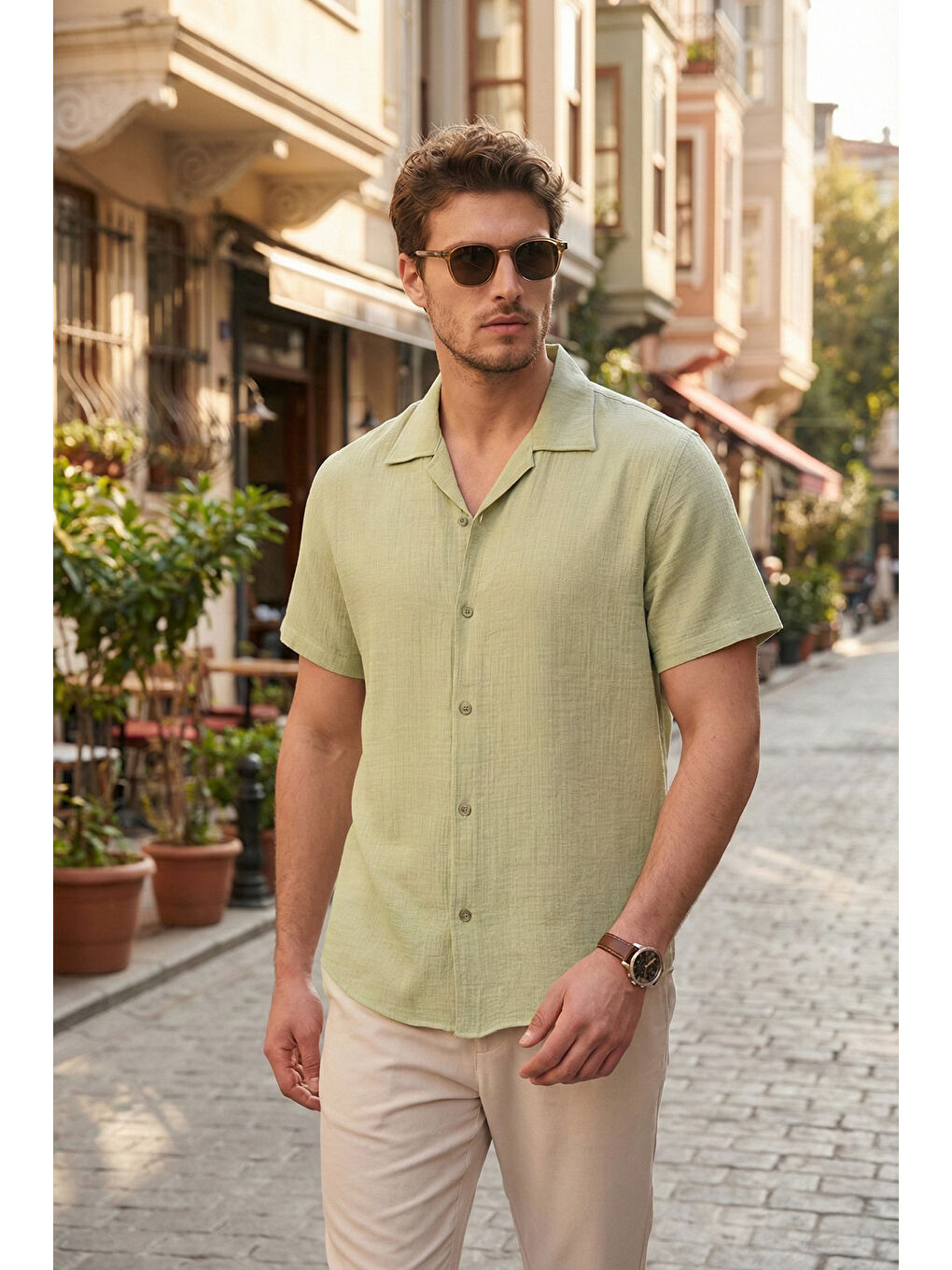 Yeşil Pamuklu Regular Fit Klasik Yaka Kısa Kollu Gömlek CF26S125404