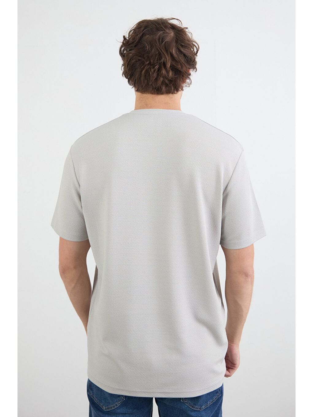 Gri Basic Jakarlı Bisiklet Yaka Tişört-3