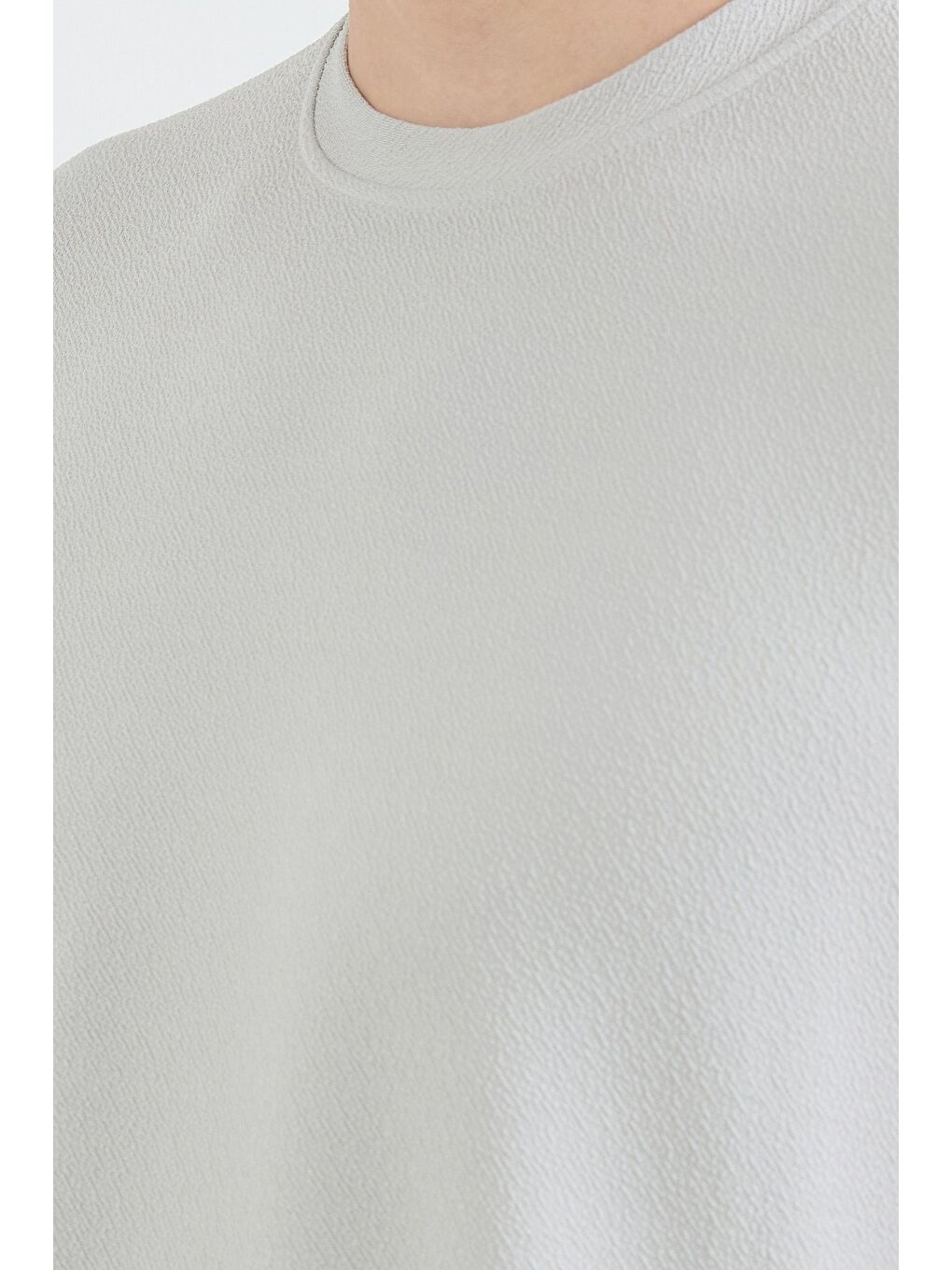 Gri Basic Jakarlı Bisiklet Yaka Tişört-4