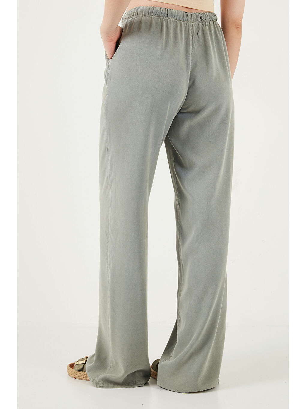 Haki Wide Leg Yüksek Bel Geniş Paça Kadın Pantolon 668YP5424-6