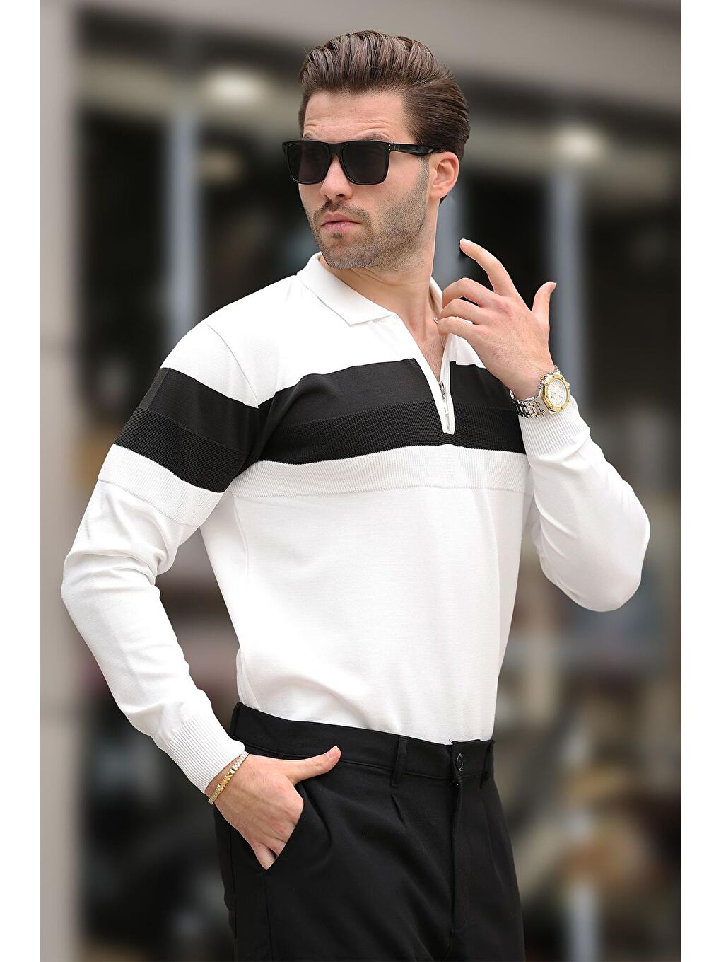 Beyaz Fermuarlı Polo Yaka Çizgili Uzun Kollu Kazak E7288-1