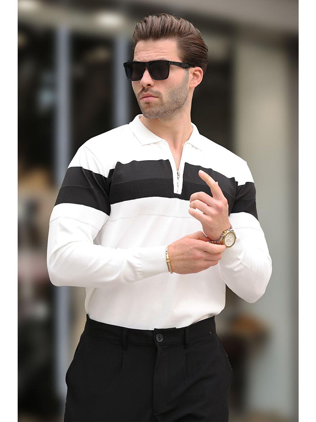 Beyaz Fermuarlı Polo Yaka Çizgili Uzun Kollu Kazak E7288-4