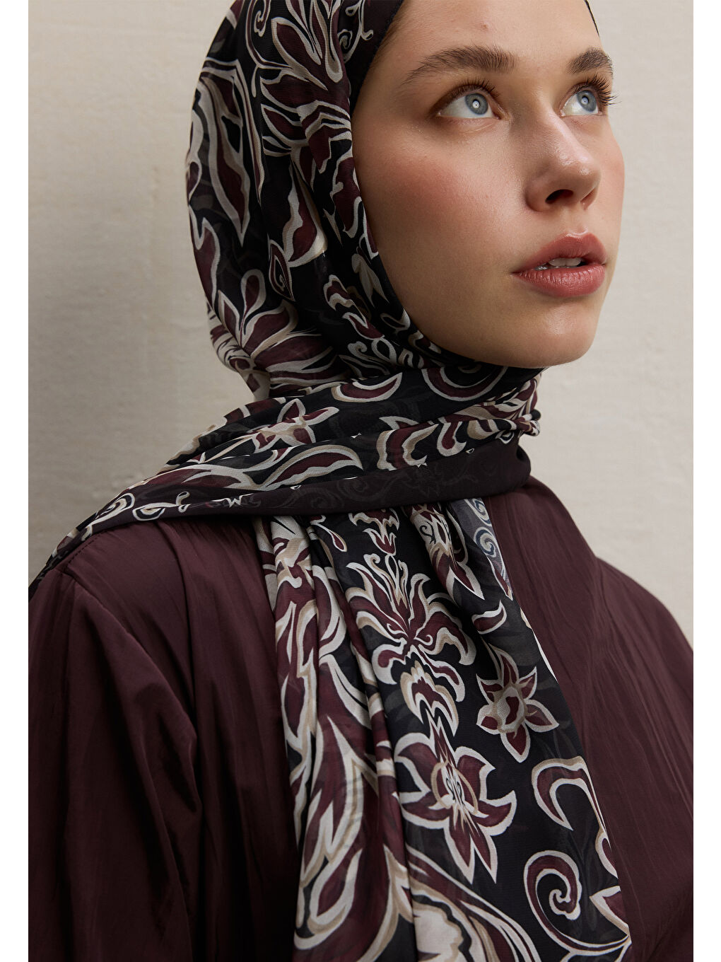 Laura Desen İpek Krep Şal Bordo-1