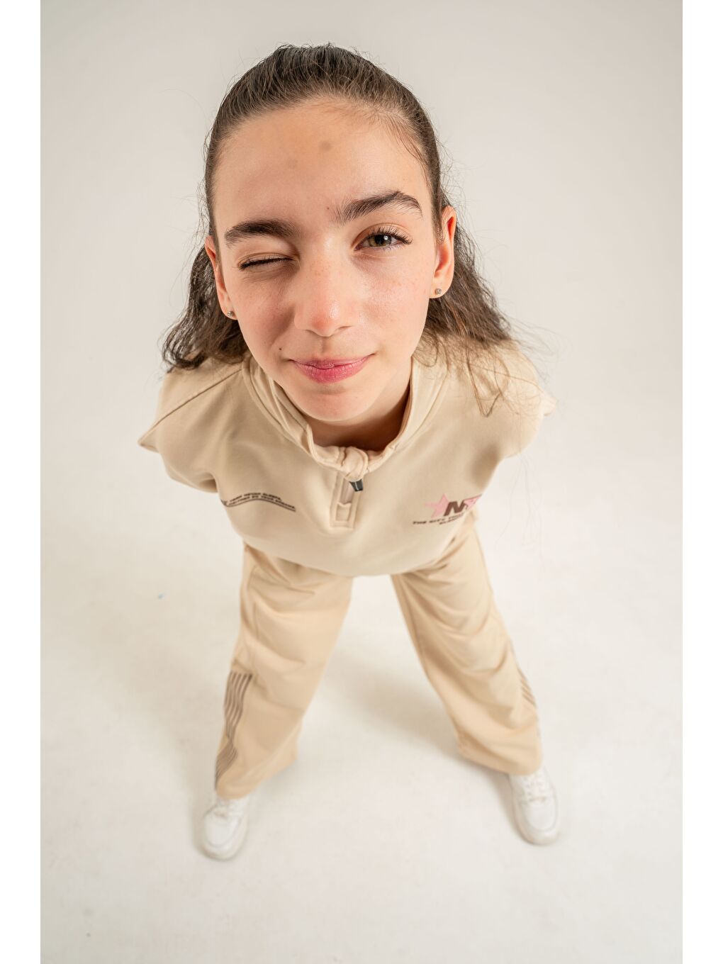 Bej The City  That Never Sleeps Baskılı Üst Ön Boydan Fermuarlı Kız Çocuk Alt Üst Eşofman Takımı-5