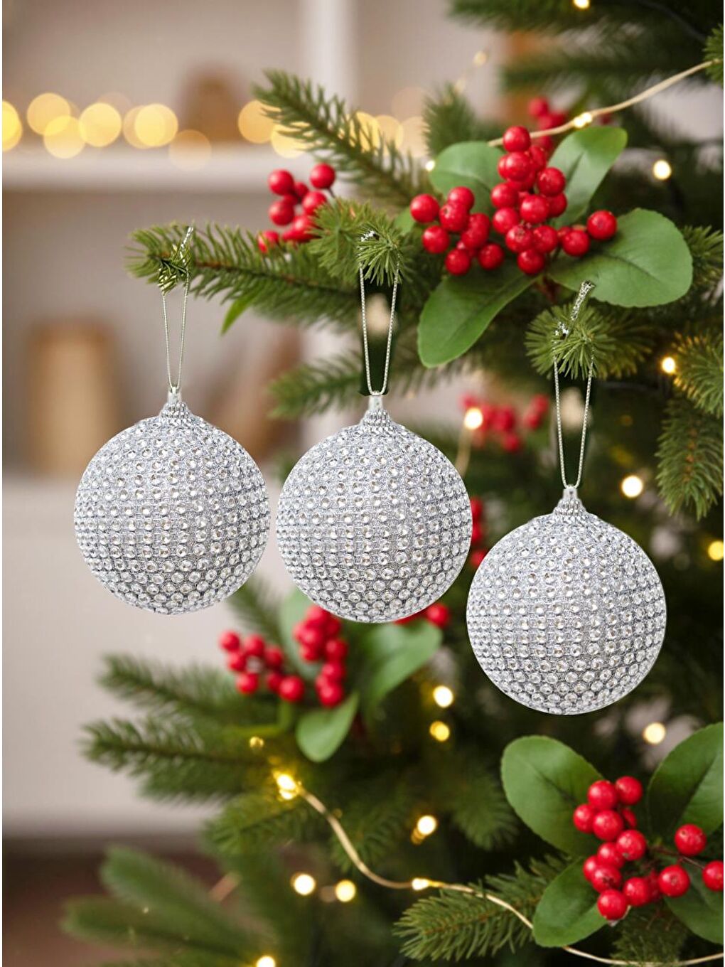 Gri Yılbaşı Topu Kristal Taş Kaplama Çam Ağacı Süsü Gümüş 8 cm 3'lü