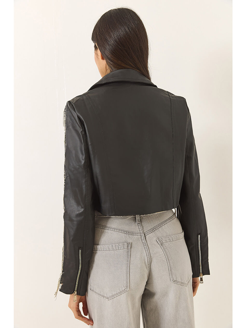 Siyah Kadın Kolları Püskül Taşlı Astarlı Suni Deri Ceket-5