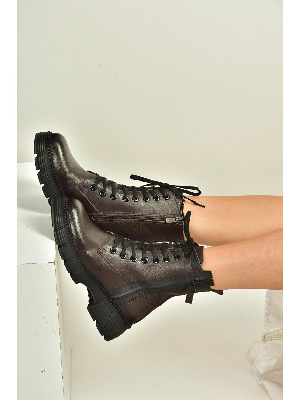 Kahverengi Kadın Bot V555589103-4