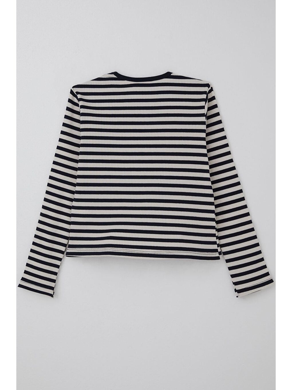 Kız Çocuk Uzun Kollu Tişört Arma Fiyonk Aksesuarlı Lacivert (9-14 Yaş)-1