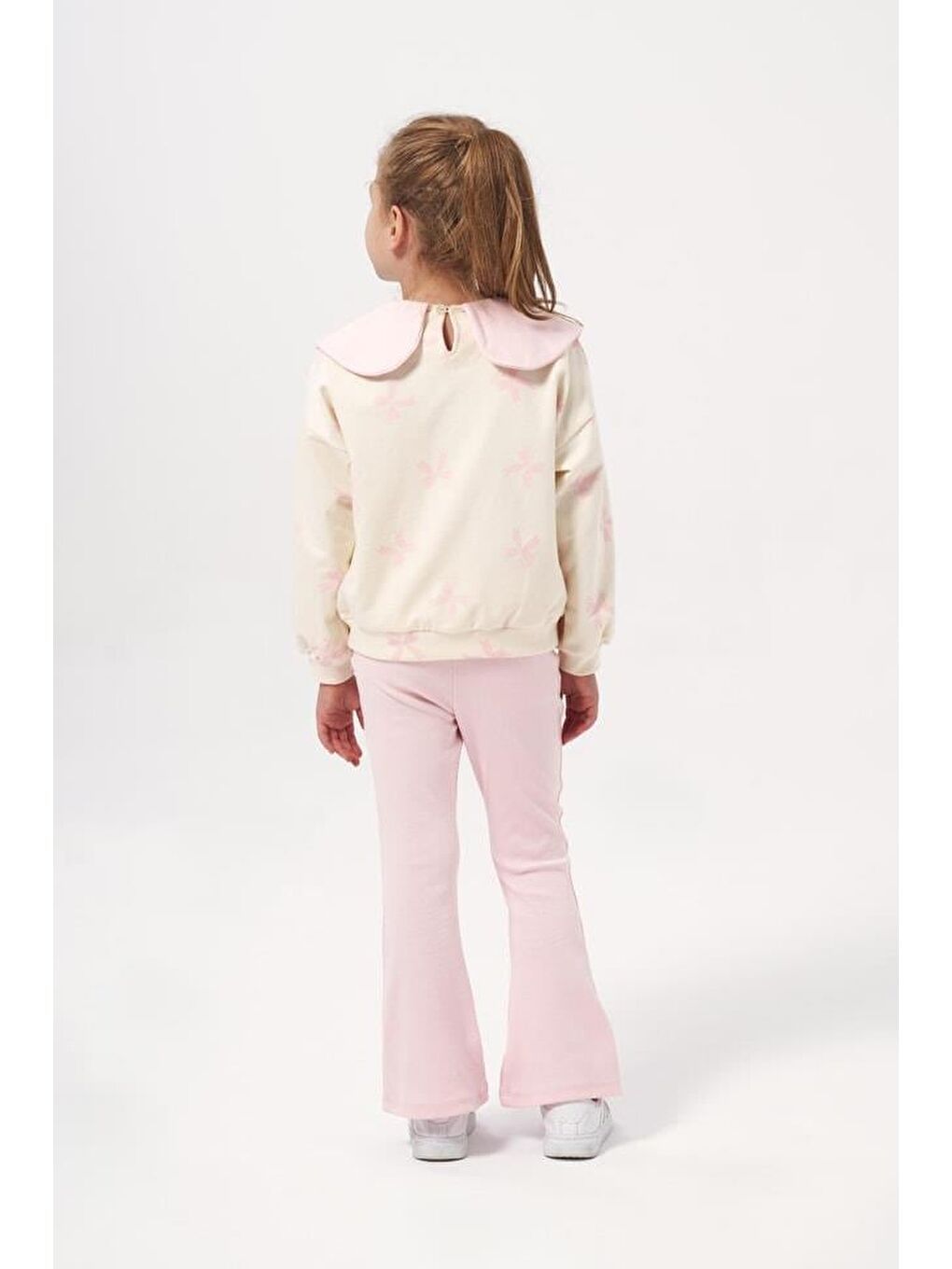 Kız Çocuk Pamuklu Pembe Çiçek Desenli Geniş Yaka Sweatshirt Ve Tayt Takım-1
