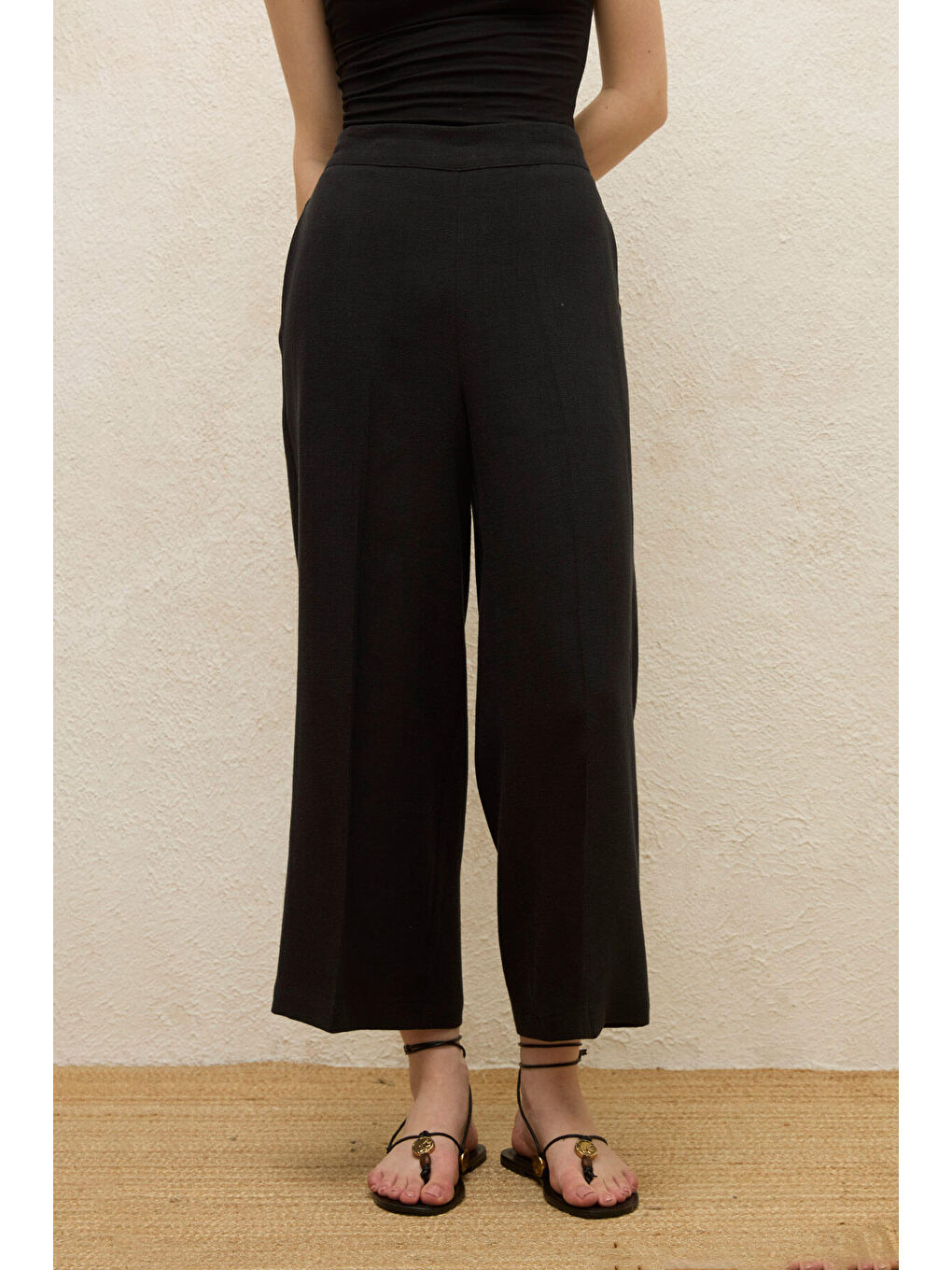 Siyah ÜTÜ İZLİ KETEN PANTOLON SİYAH-6