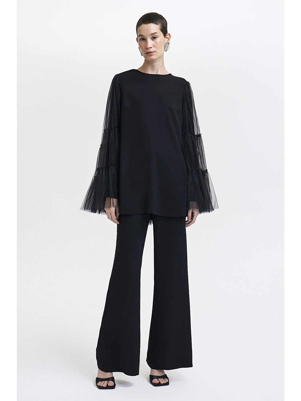 Siyah Tül Kol Detaylı Tunik Pantolon Takım-1