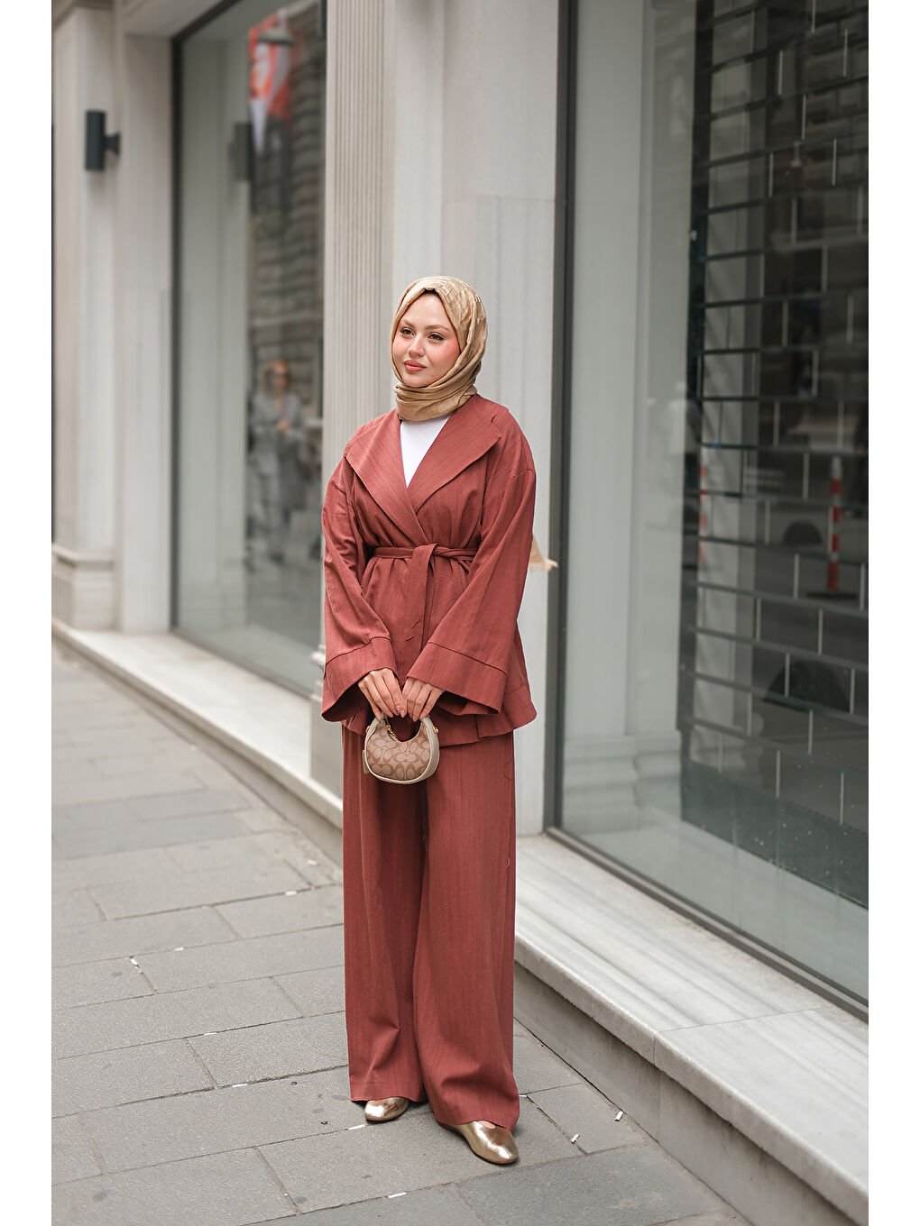 Kahverengi Kadın Geniş Yakalı Takım Kiremit-2