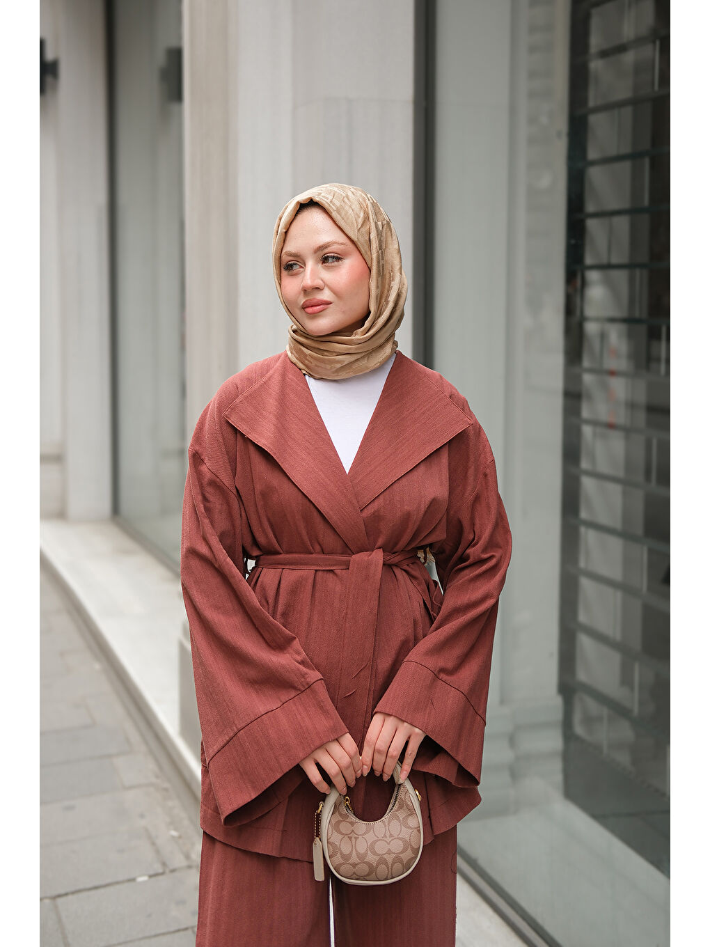 Kahverengi Kadın Geniş Yakalı Takım Kiremit-4