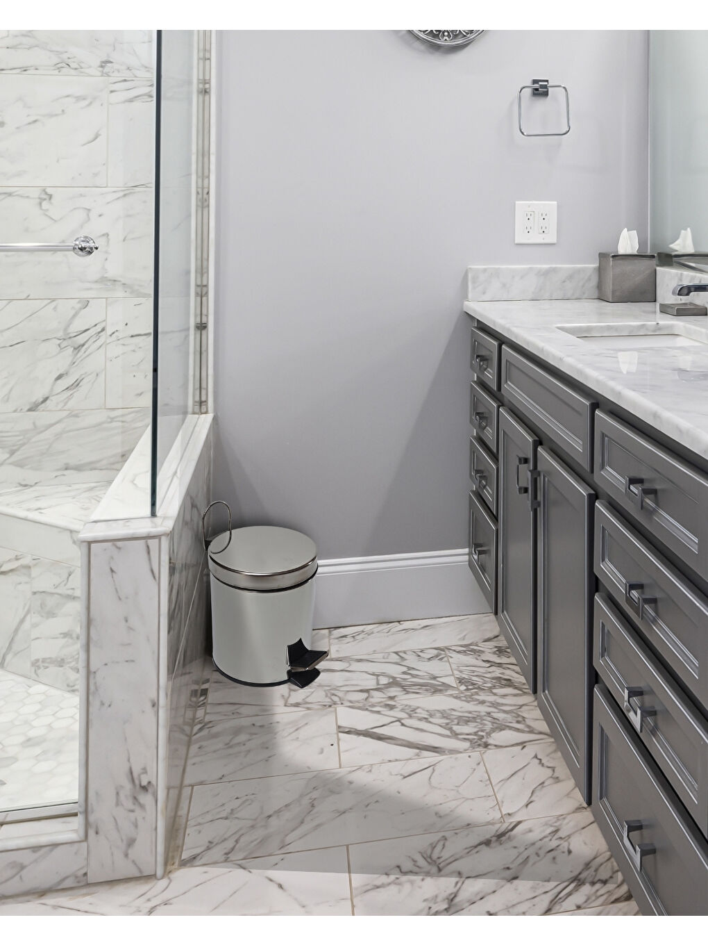 Gri Asma Aparatlı Pedallı Krom Metal 3 Litrelik Çöp Kovası | Hijyenik ve Kullanışlı Tasarım | Otel B-9