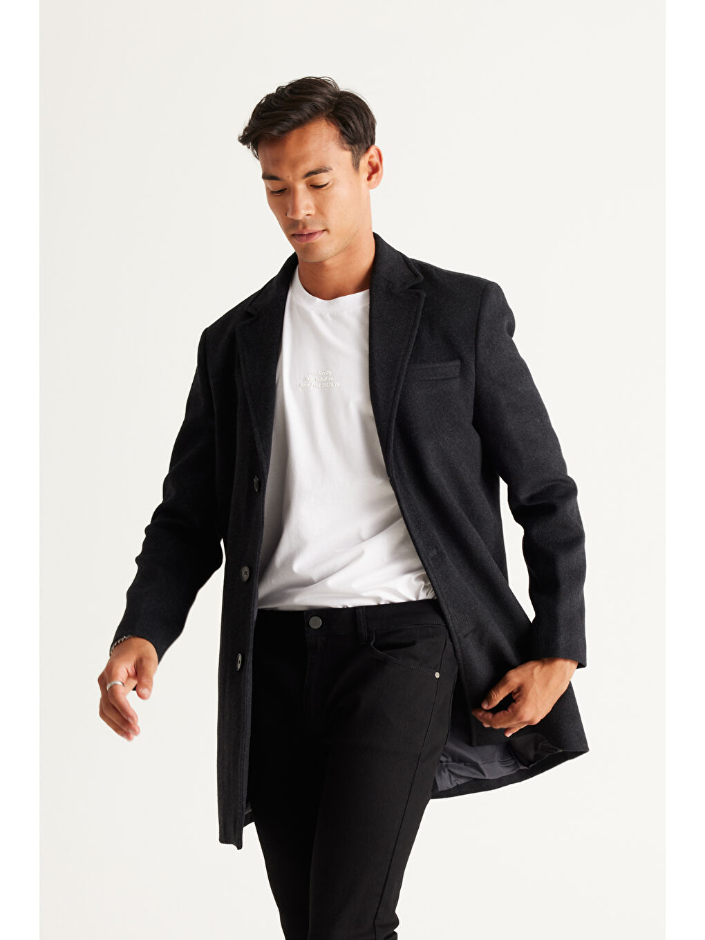 Erkek Antrasit Standart Fit Normal Kesim Mono Yaka Yünlü Palto-2