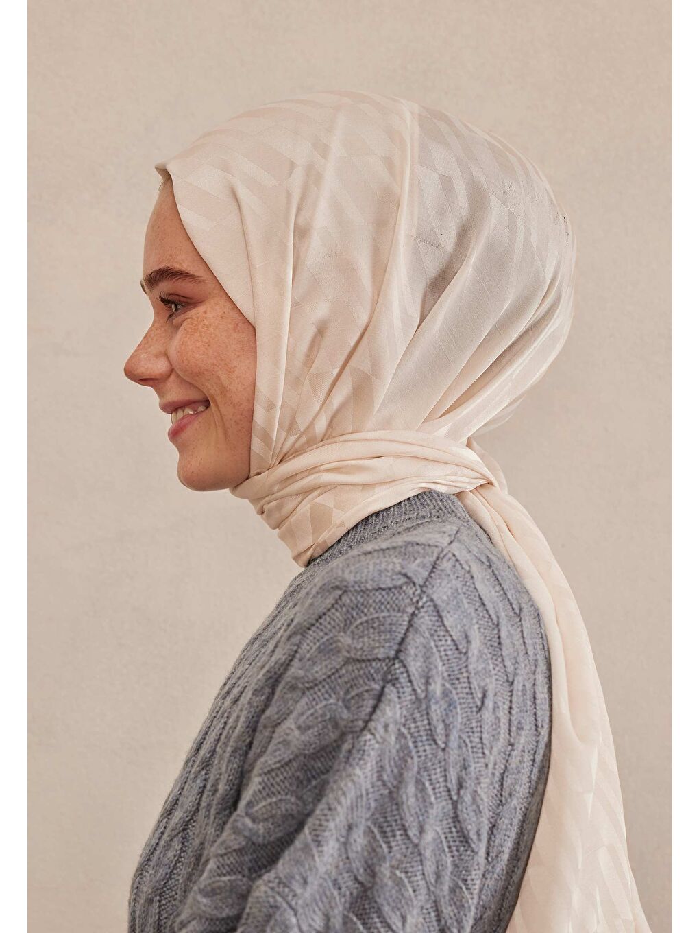 Dublın Jakarlı Şal Bej-3