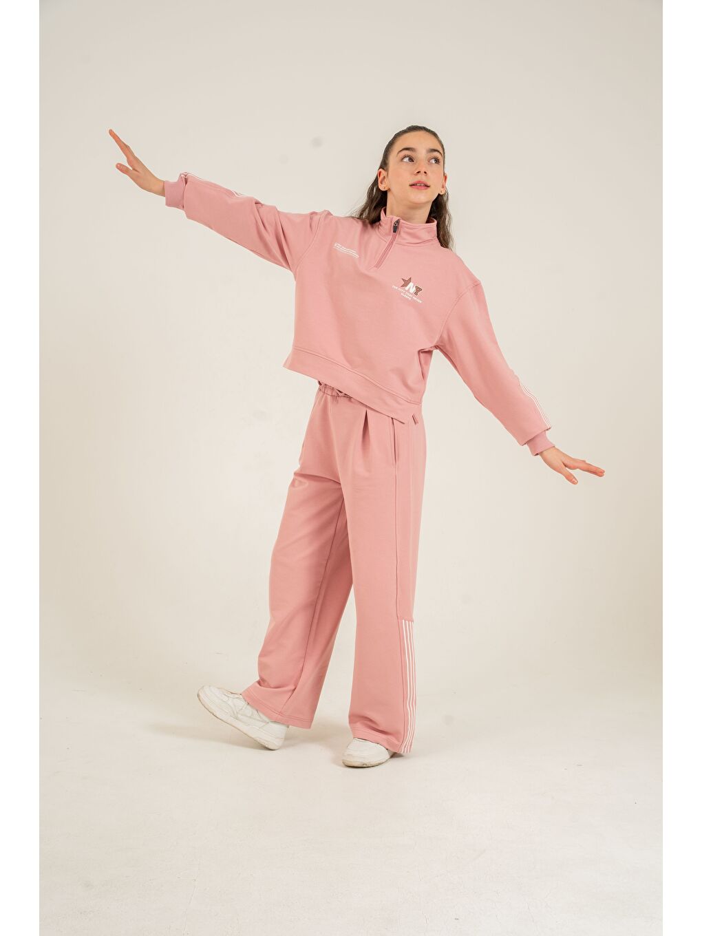 Pembe The City  That Never Sleeps Baskılı Üst Ön Boydan Fermuarlı Kız Çocuk Alt Üst Eşofman Takımı-2