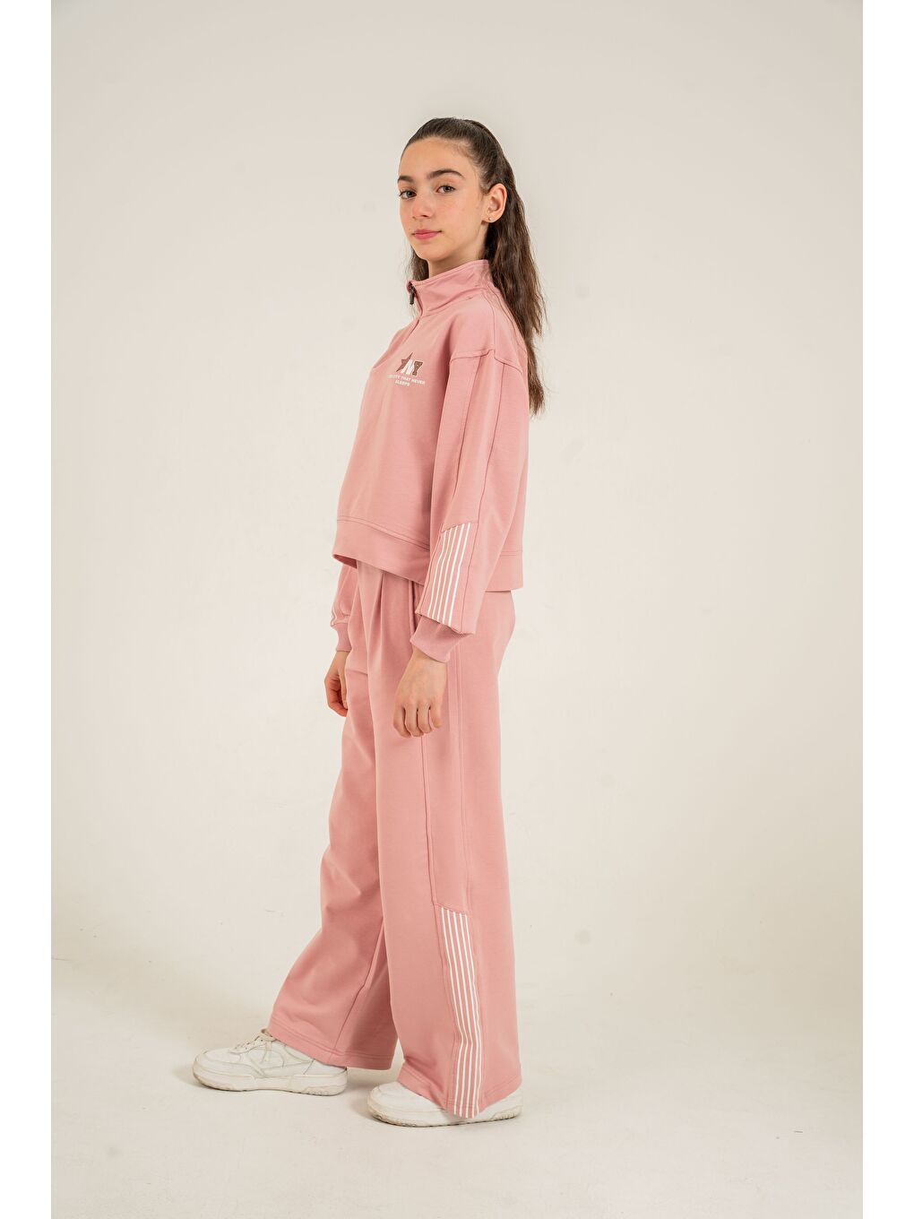 Pembe The City  That Never Sleeps Baskılı Üst Ön Boydan Fermuarlı Kız Çocuk Alt Üst Eşofman Takımı-3