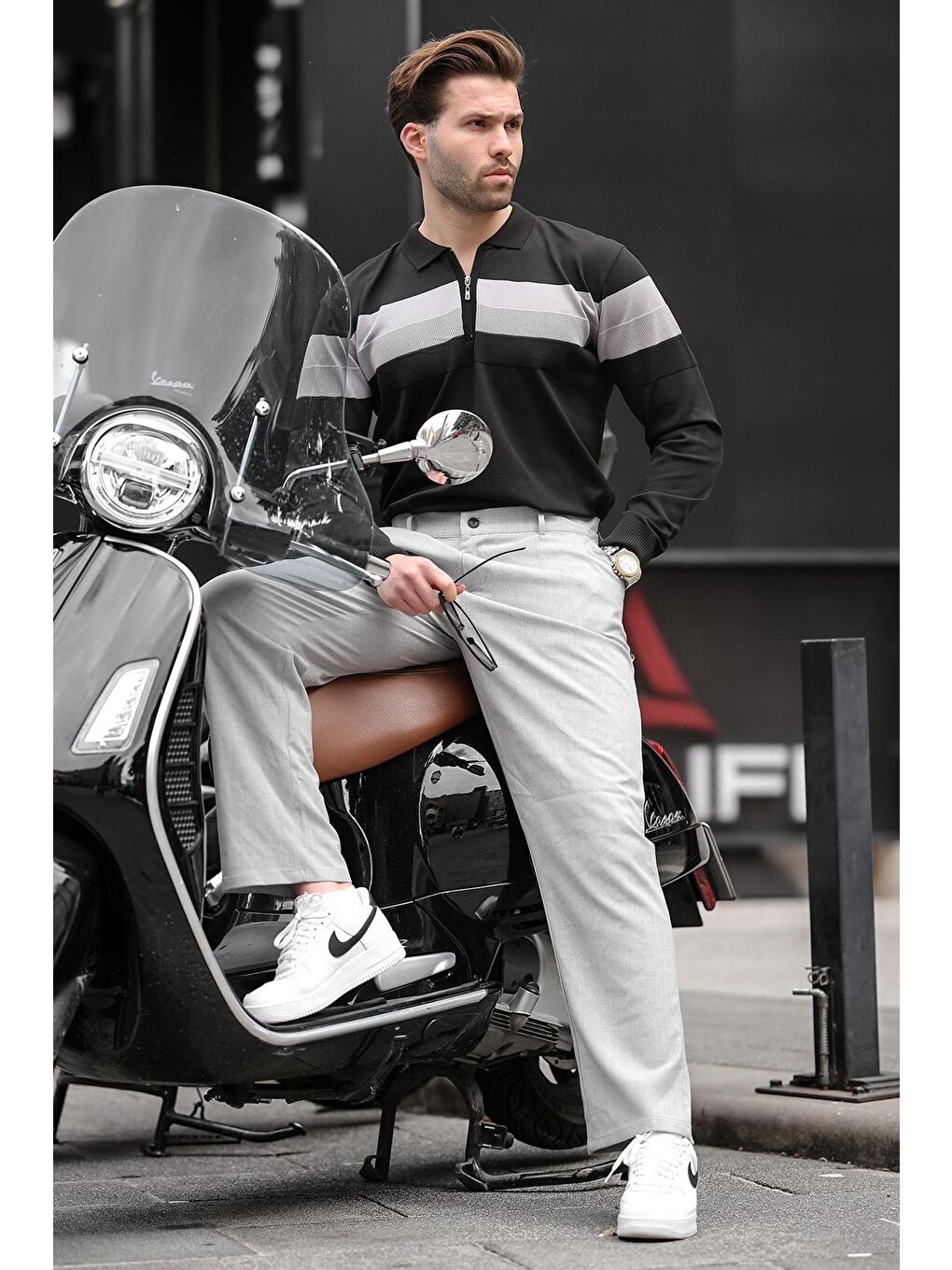 Siyah Fermuarlı Polo Yaka Çizgili Uzun Kollu Kazak E7288-6