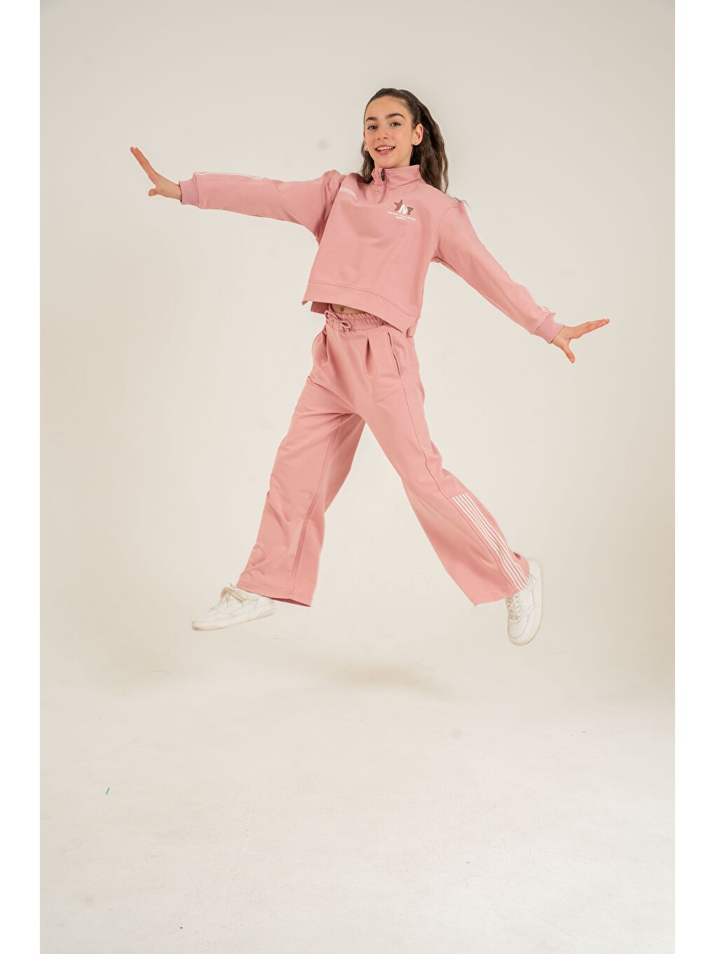 Pembe The City  That Never Sleeps Baskılı Üst Ön Boydan Fermuarlı Kız Çocuk Alt Üst Eşofman Takımı-5