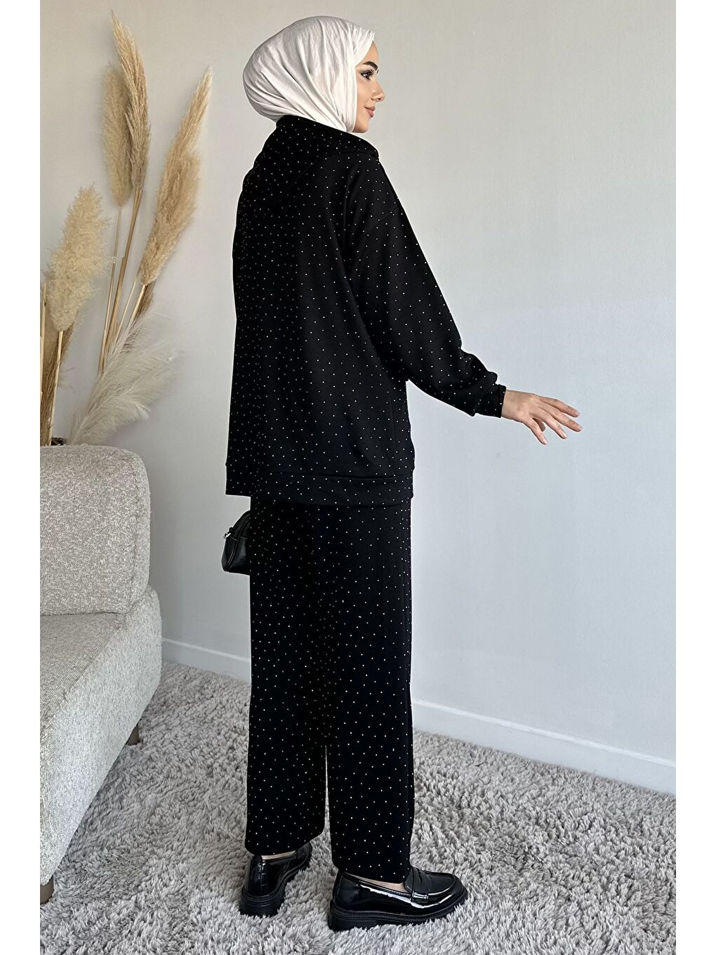 Siyah Kapüşonlu Taşlı Hırka Pantolon Tesettür İkili Takım-7