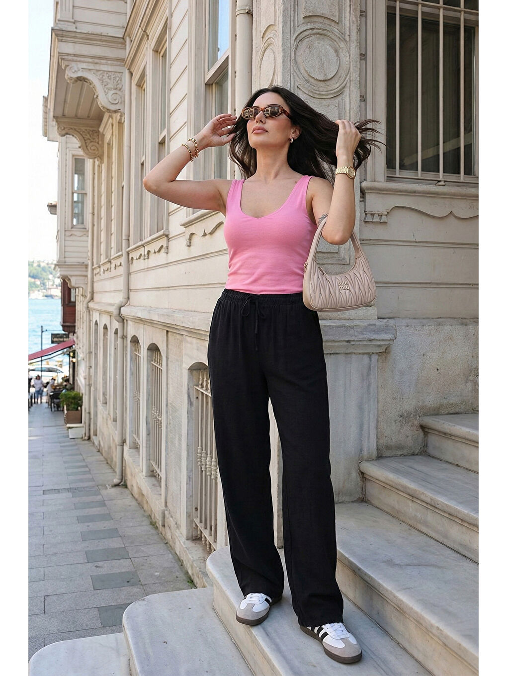 Siyah Wide Leg Yüksek Bel Geniş Paça Kadın Pantolon 668YP5424