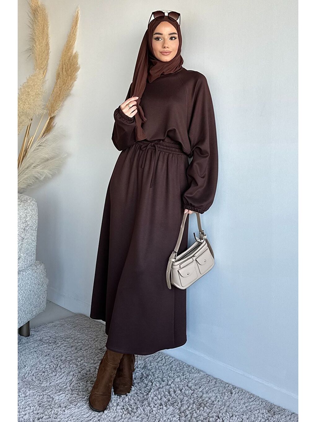 Kahverengi Bisiklet Yaka Bluz Bel Lastikli Etek Tesettür İkili Takım-4